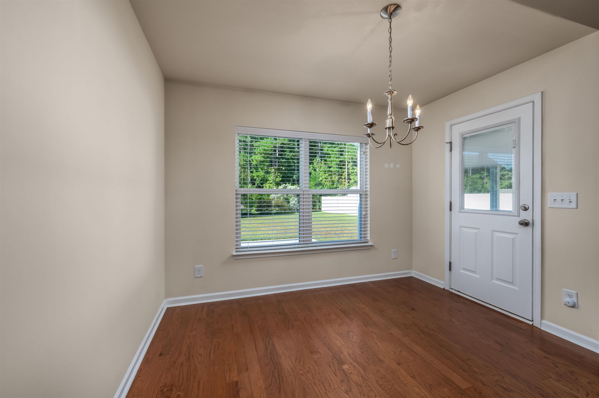 1305 Golden Valley Pl.  Photo 12