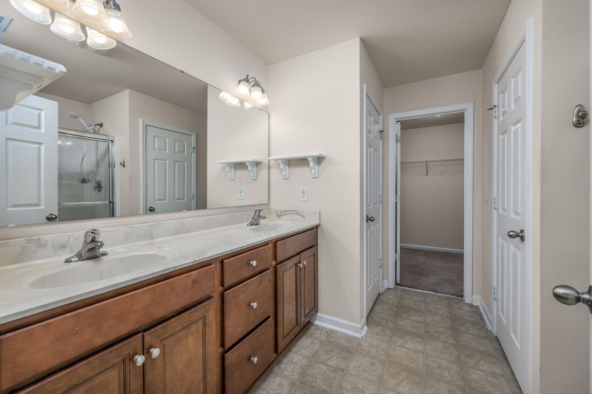 1305 Golden Valley Pl.  Photo 18