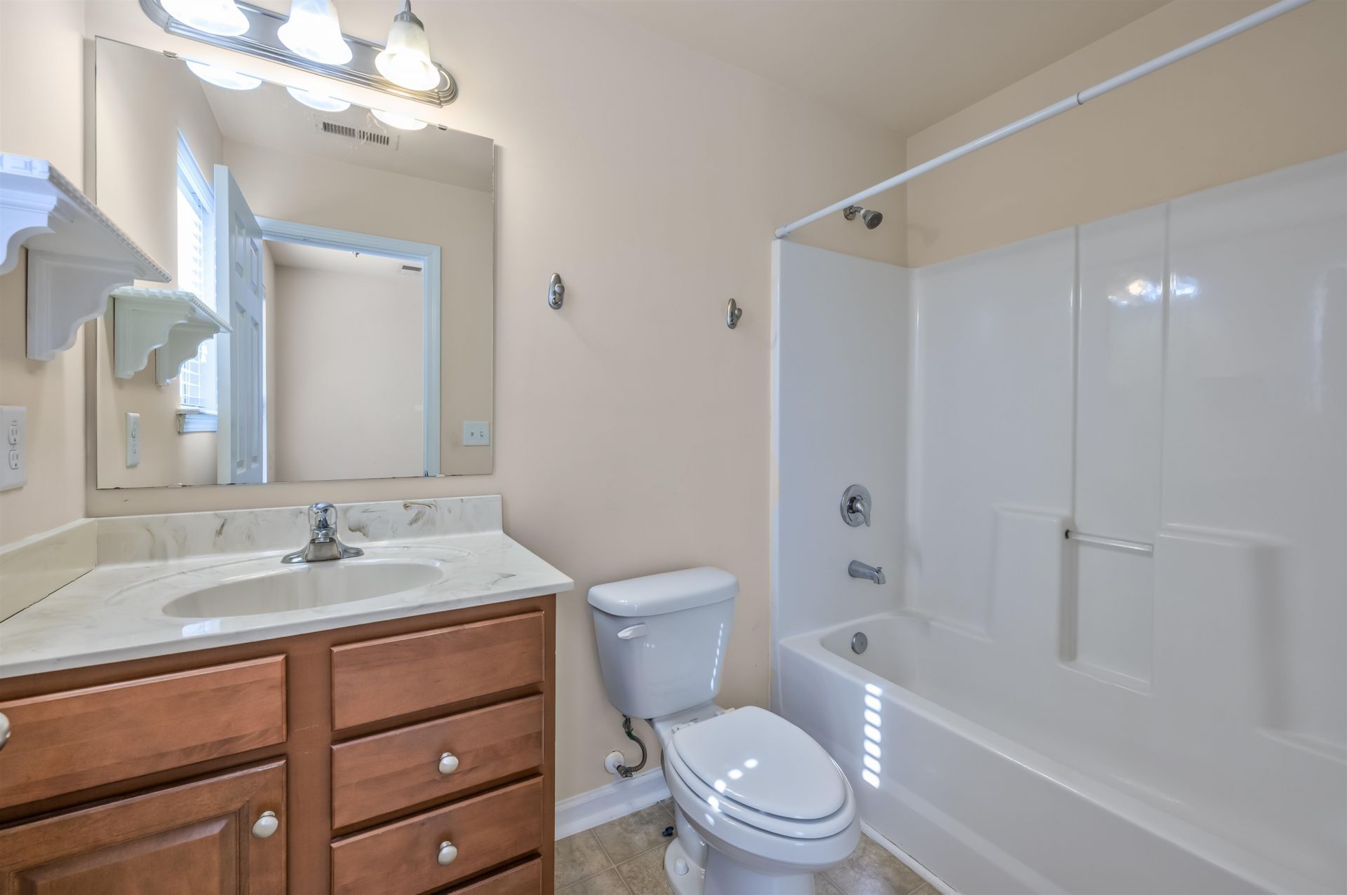 1305 Golden Valley Pl.  Photo 29