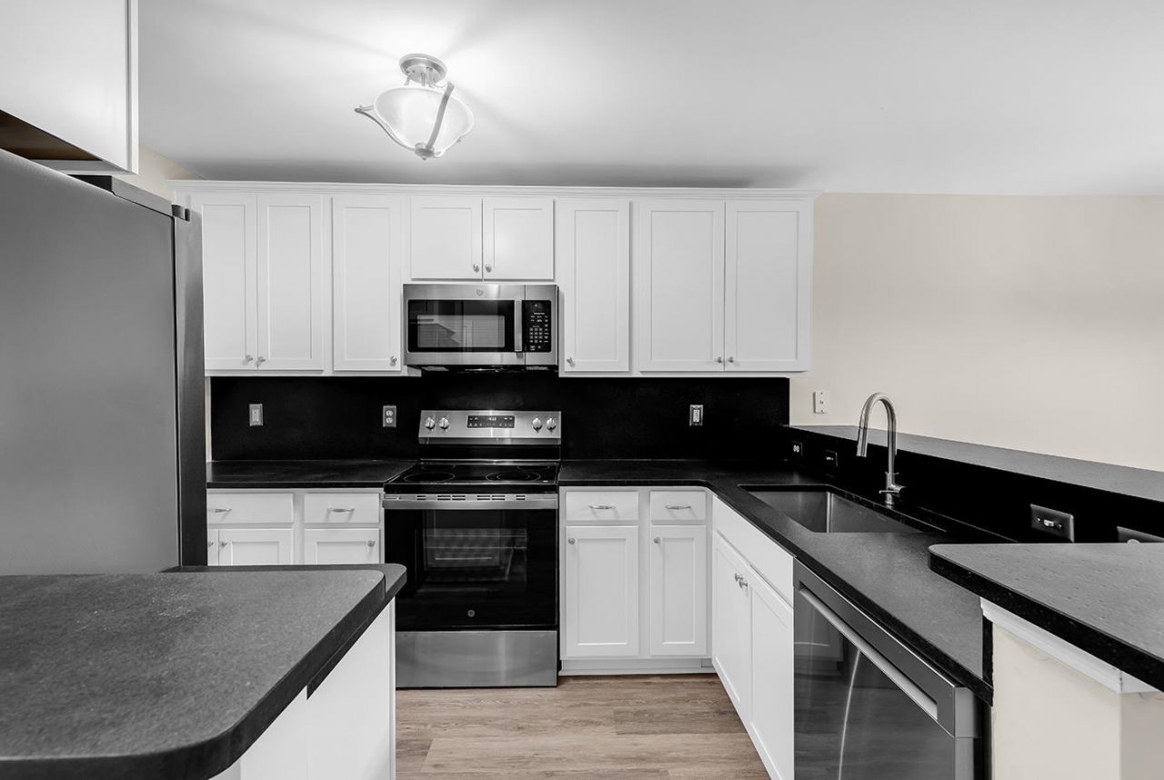 4645 Fringetree Dr.  Photo 19