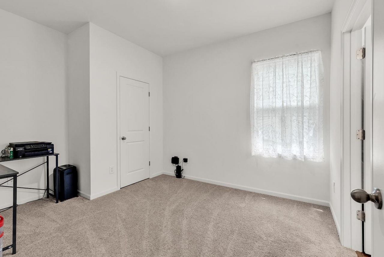 169 Linares St.  Photo 10