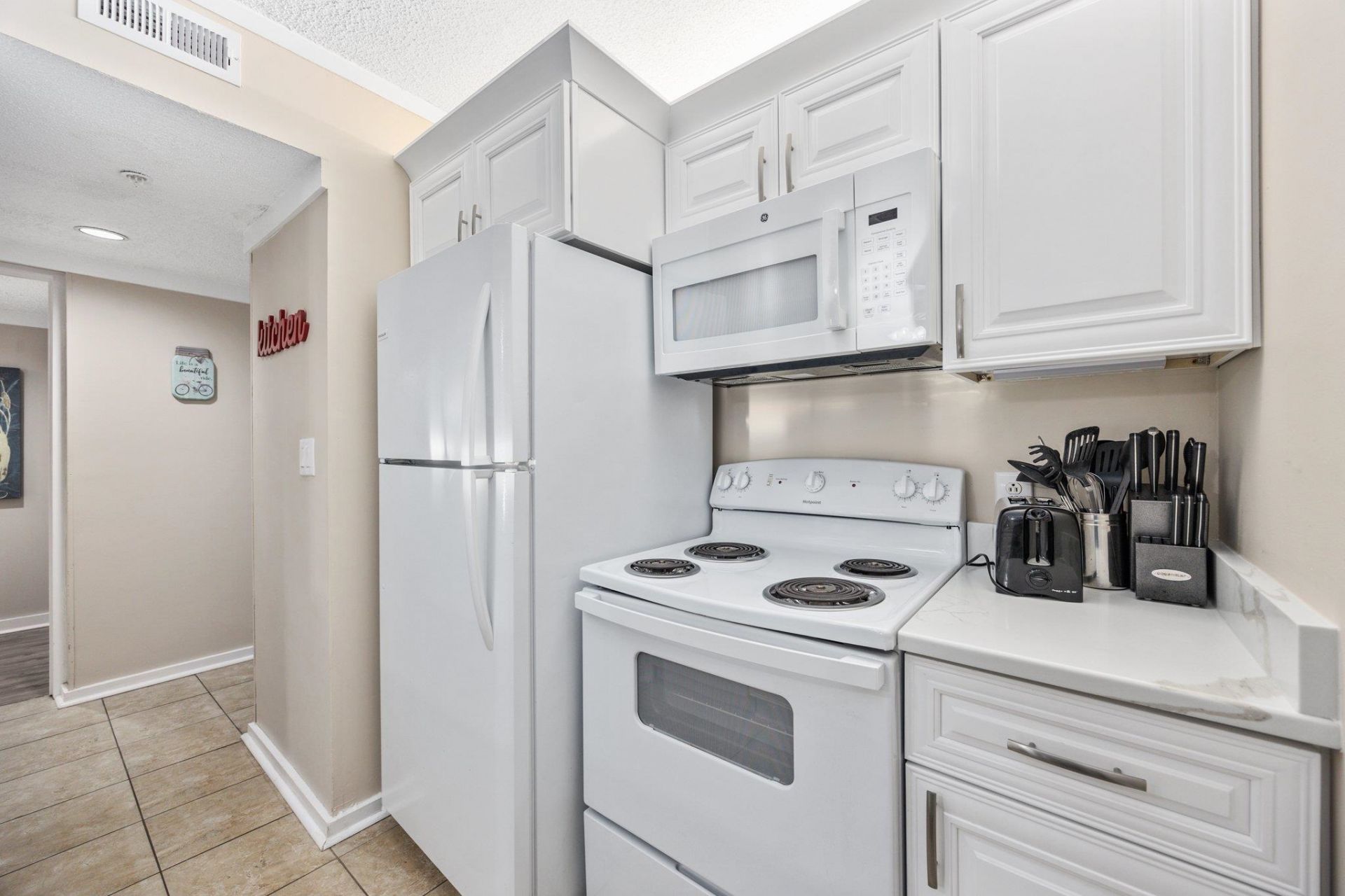 415 Ocean Creek Dr.  Photo 13