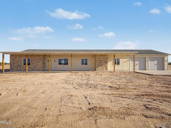 9889 W Lazy Acres Drive, Casa Grande, AZ 85193