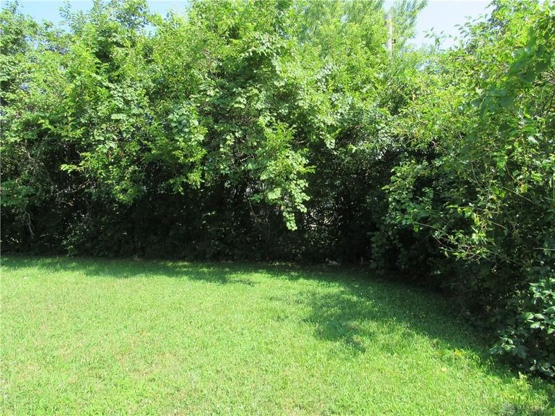6751 Shadowbrook Drive, Trotwood, OH 45426 Photo 8