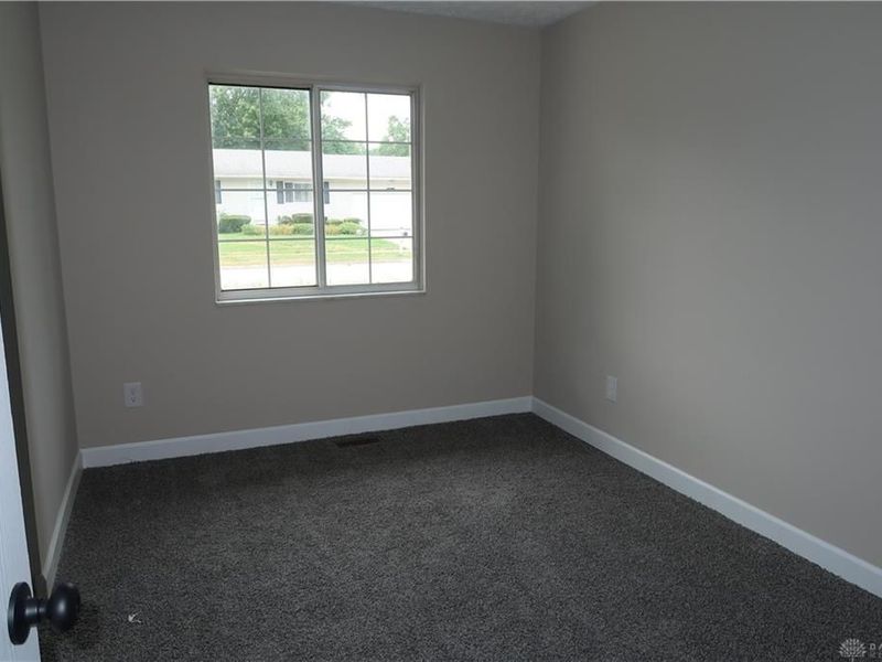 718 Ravenna Circle, Columbus, OH 43068 Photo 12