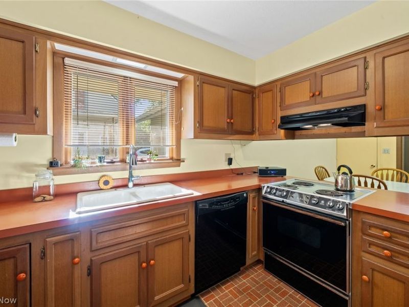 24809 Electric Drive, Bay Village, OH 44140 Photo 15