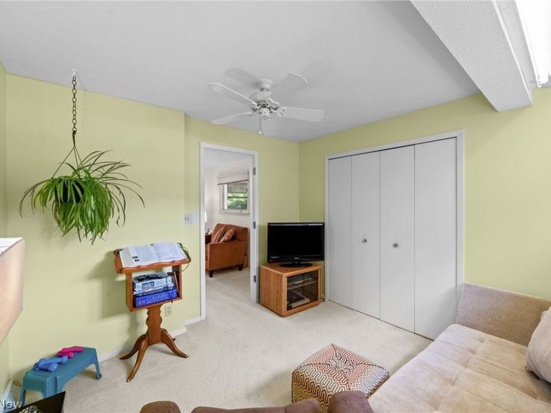 24809 Electric Drive, Bay Village, OH 44140 Photo 19