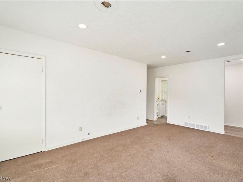 1818 S Arlington Street, Akron, OH 44306 Photo 21