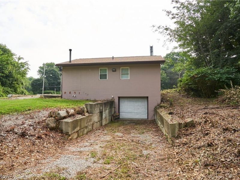 1818 S Arlington Street, Akron, OH 44306 Photo 4