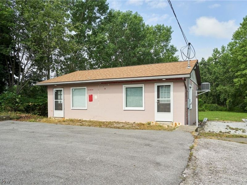 1818 S Arlington Street, Akron, OH 44306 Photo 5
