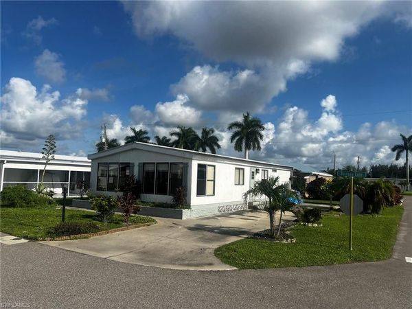 3357 Rainbow LN , NORTH FORT MYERS, FL 33903