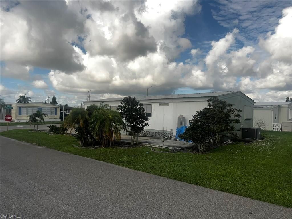 3357 Rainbow Ln , North Fort Myers, FL 33903 Photo