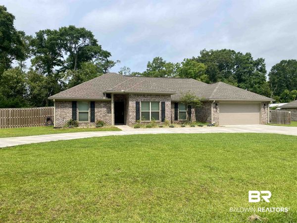 22715 College Avenue, Robertsdale, AL 36567