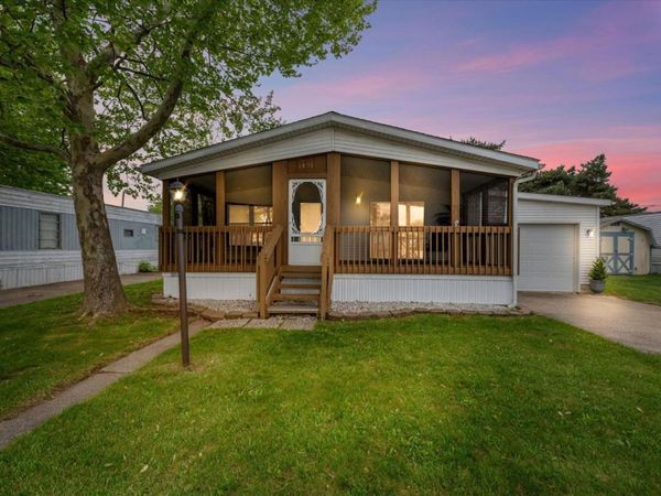 1805 Briarcrest Drive, Port Clinton, OH 43452