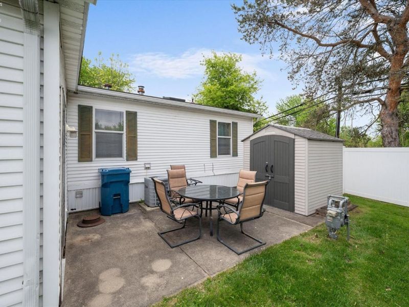 1805 Briarcrest Drive, Port Clinton, OH 43452 Photo 25