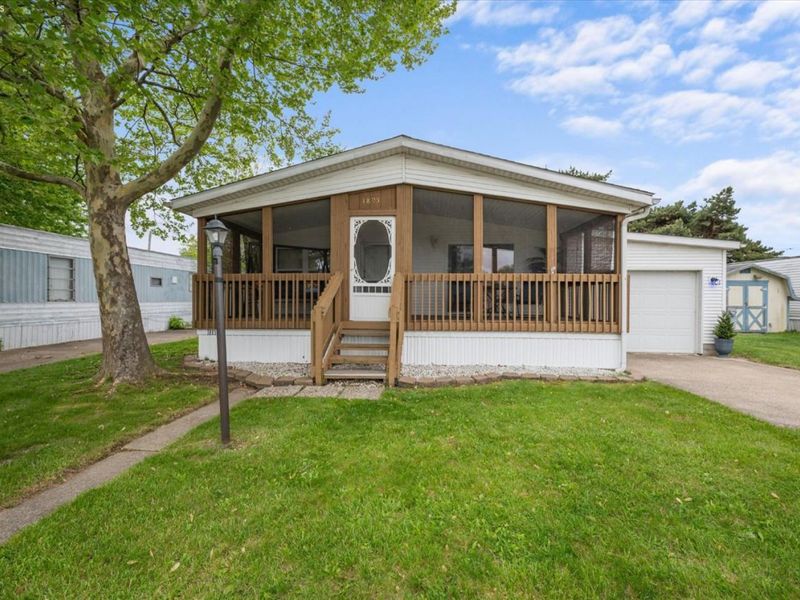 1805 Briarcrest Drive, Port Clinton, OH 43452 Photo 3