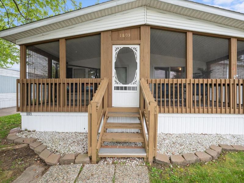 1805 Briarcrest Drive, Port Clinton, OH 43452 Photo 5