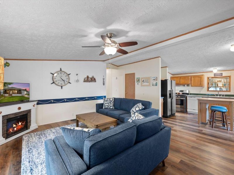 1805 Briarcrest Drive, Port Clinton, OH 43452 Photo 9