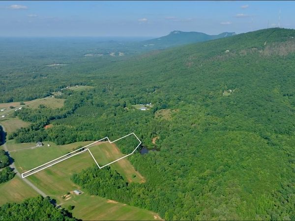 4 Old Mill Road, Pinnacle, NC 27043