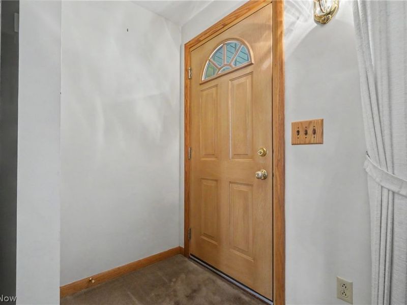7436 Sugartree Drive, Youngstown, OH 44512 Photo 22