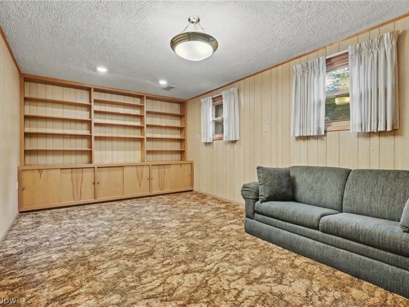 7436 Sugartree Drive, Youngstown, OH 44512 Photo 23