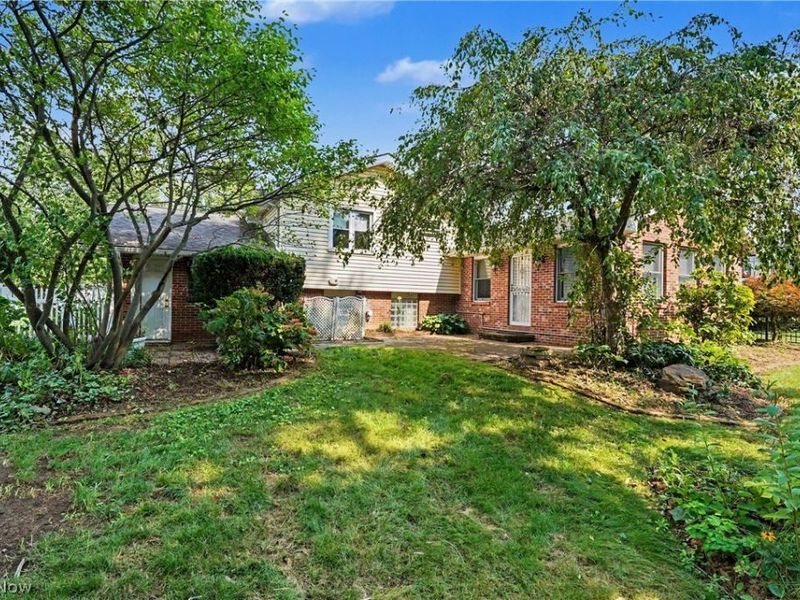 7436 Sugartree Drive, Youngstown, OH 44512 Photo 35
