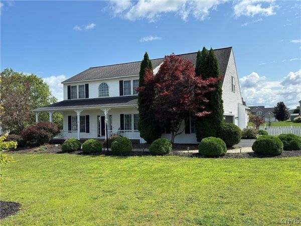 6407 Tulipwood Lane , Jamesville, NY 13078