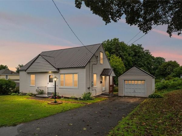 17 Eberley Avenue, Whitesboro, NY 13492