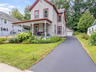 29 Virginia Street, Baldwinsville, NY 13027