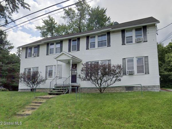 3464 Rosendale Road, Unit 4, Niskayuna, NY 12309