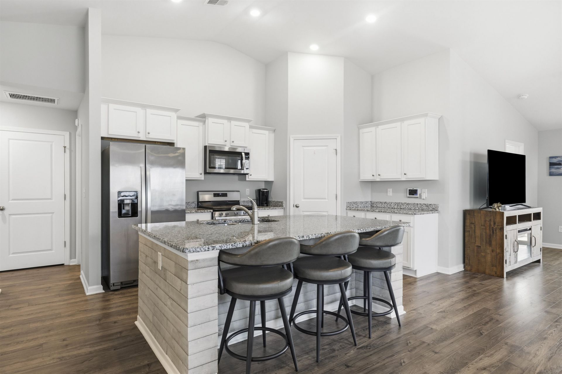 1769 Berkley Village Loop  Photo 12