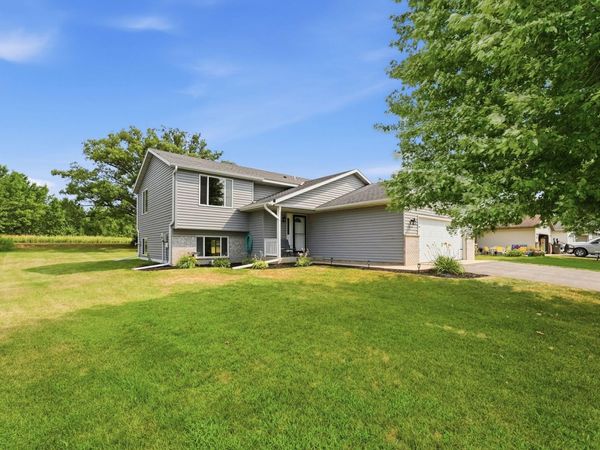 1106 9th Street NE, Milaca, MN 56353