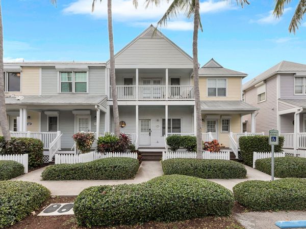 5018 Sunset Village Drive, Unit D-050, Duck Key, FL 33050