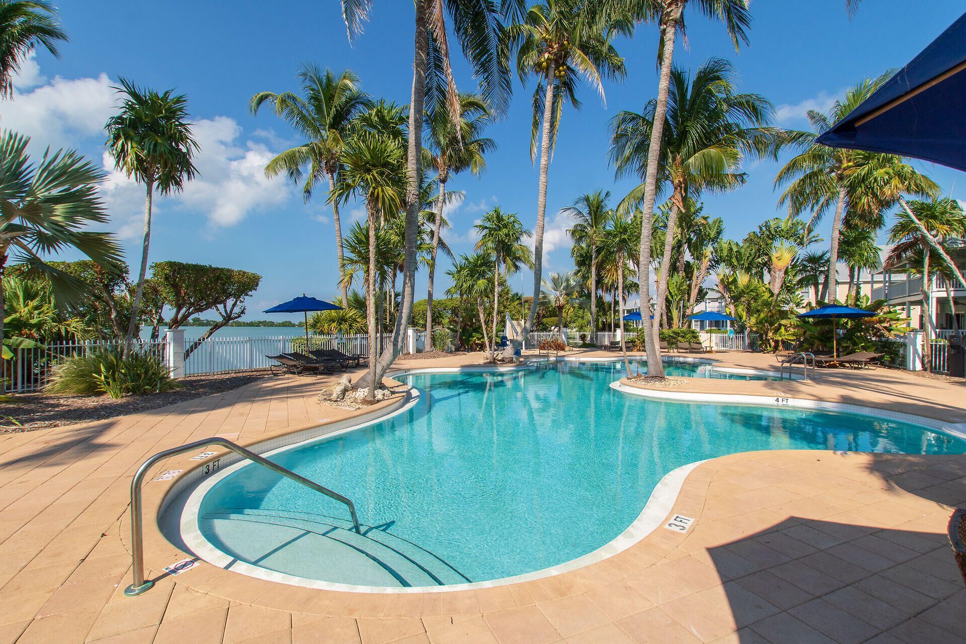 5018 Sunset Village Drive, Unit D-050, Duck Key, FL 33050 Photo
