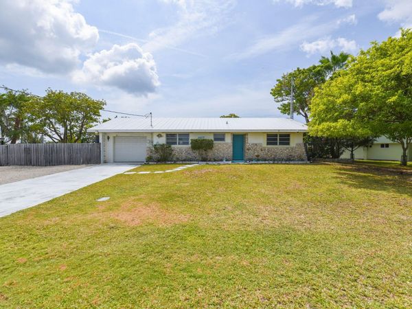 1817 Watson Boulevard, Big Pine, FL 33043