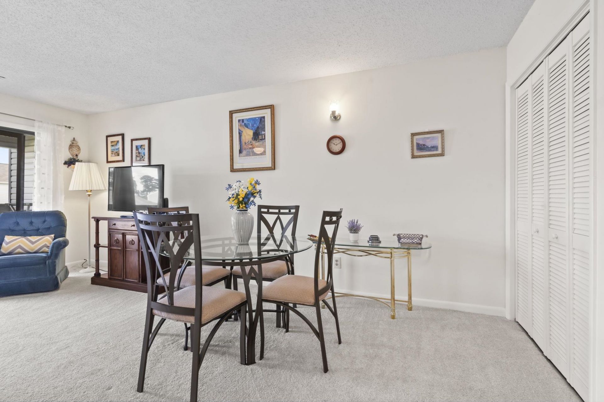 500 Fairway Village Dr.  Photo 11