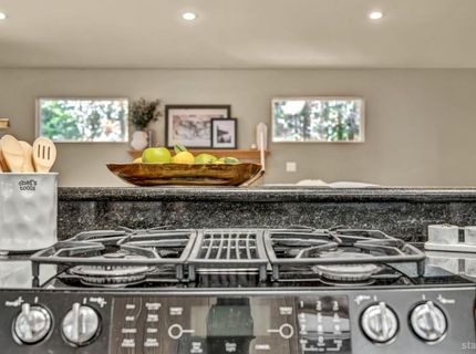 1629 Cree Street, South Lake Tahoe, CA 96150 Photo