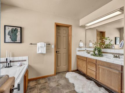 1629 Cree Street, South Lake Tahoe, CA 96150 Photo