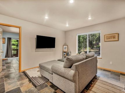 1629 Cree Street, South Lake Tahoe, CA 96150 Photo
