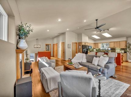 1629 Cree Street, South Lake Tahoe, CA 96150 Photo
