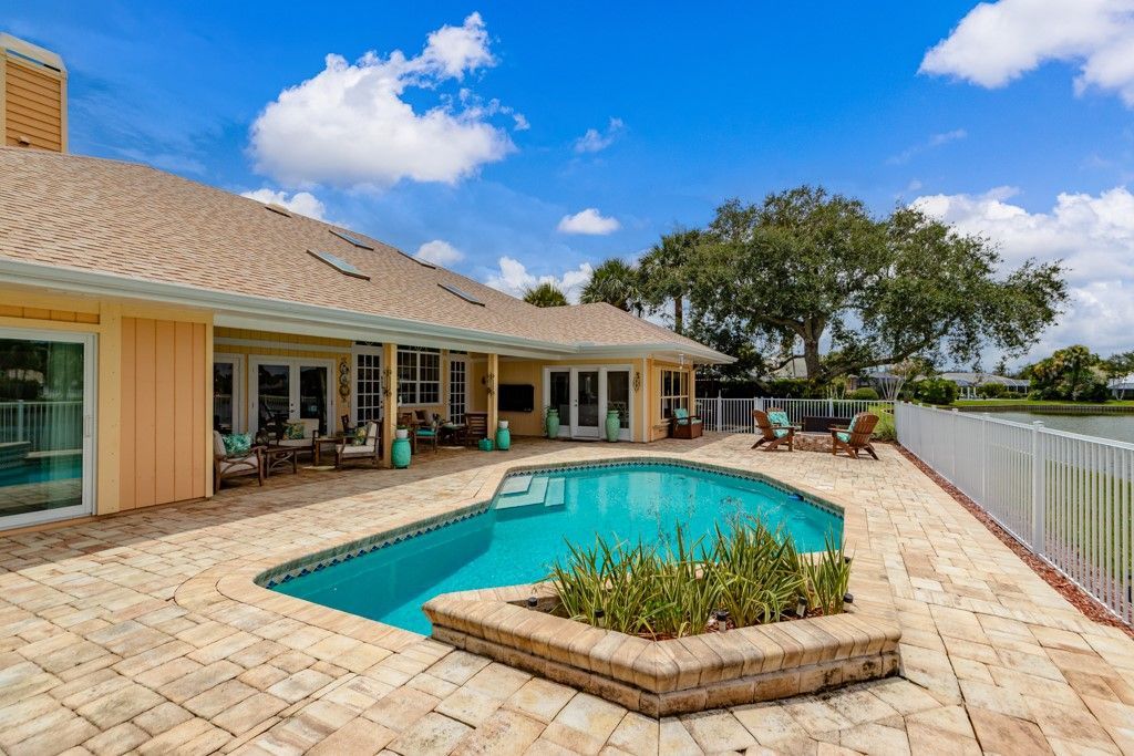 72 Cache Cay Drive, Vero Beach, FL 32963 Photo