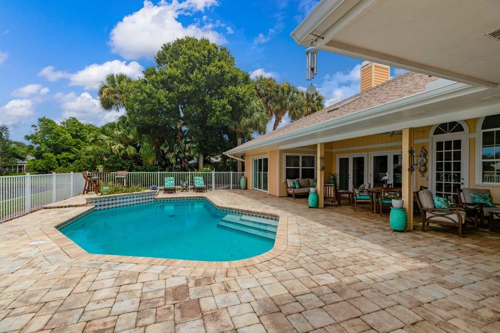 72 Cache Cay Drive, Vero Beach, FL 32963 Photo