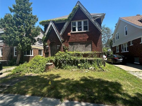 5282 Lakeview Street , Detroit, Mi 48213