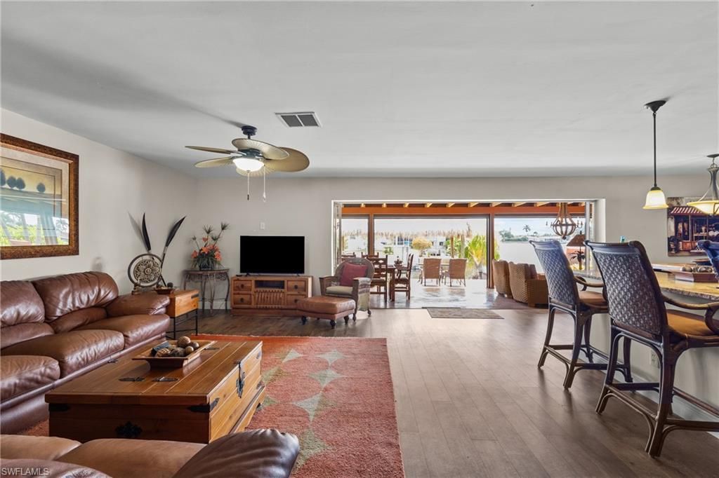 4536 Vinsetta Ave, North Fort Myers, FL 33903 Photo