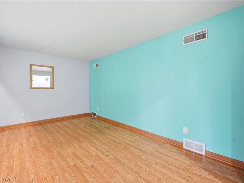 349 Westview Avenue , Hubbard, OH 44425 Photo 4