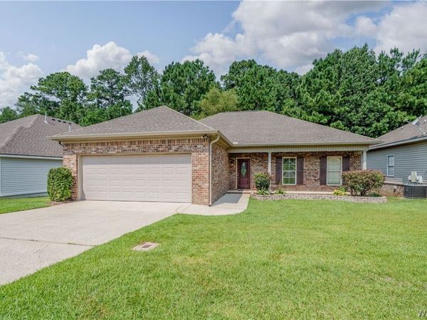 4930 Northwood Gardens Dr, Northport, AL 35473