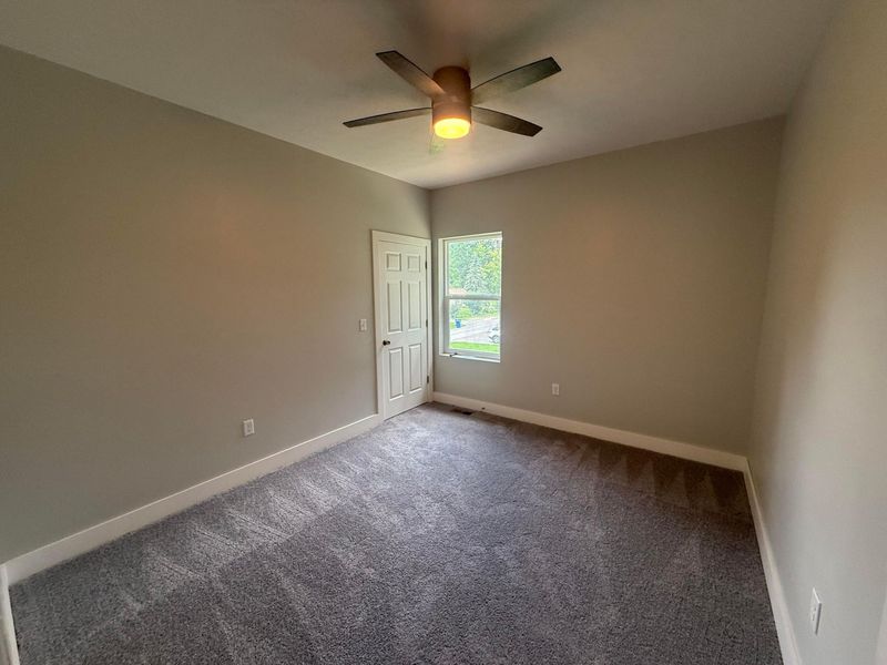 2614 Clybourne Road , Columbus, OH 43231 Photo 32