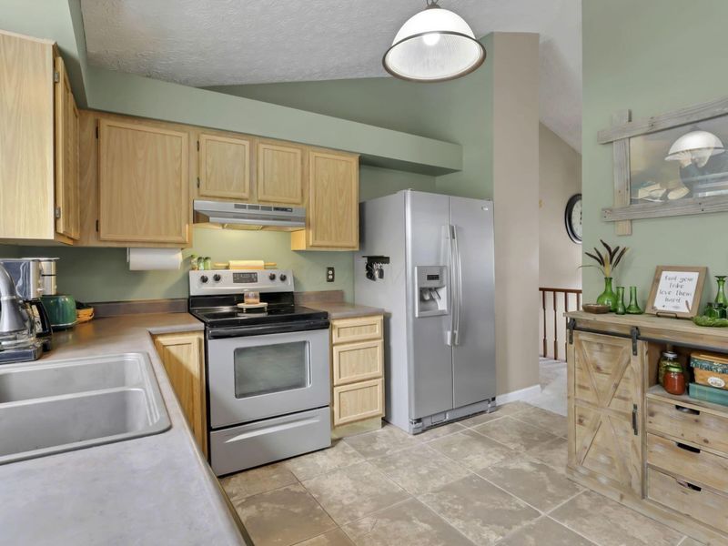 6991 Endsleigh Drive, Reynoldsburg, OH 43068 Photo 14
