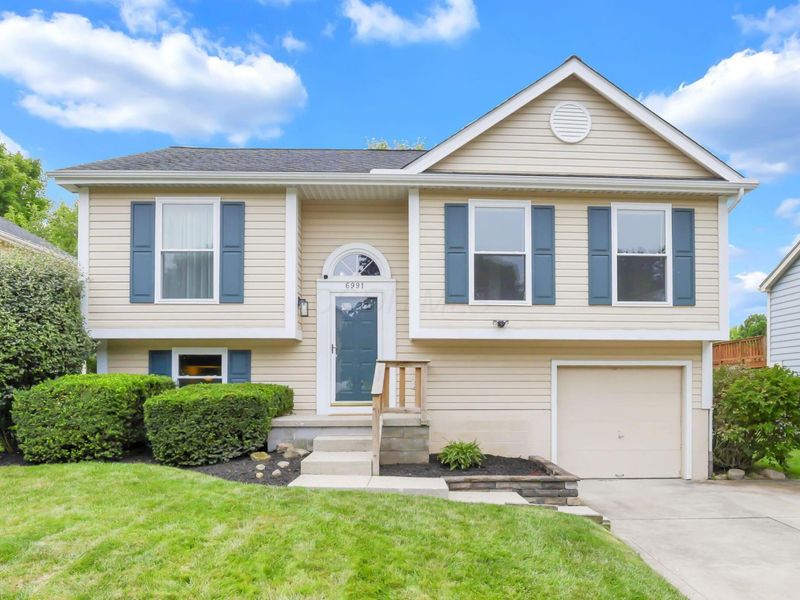 6991 Endsleigh Drive, Reynoldsburg, OH 43068 Photo 2