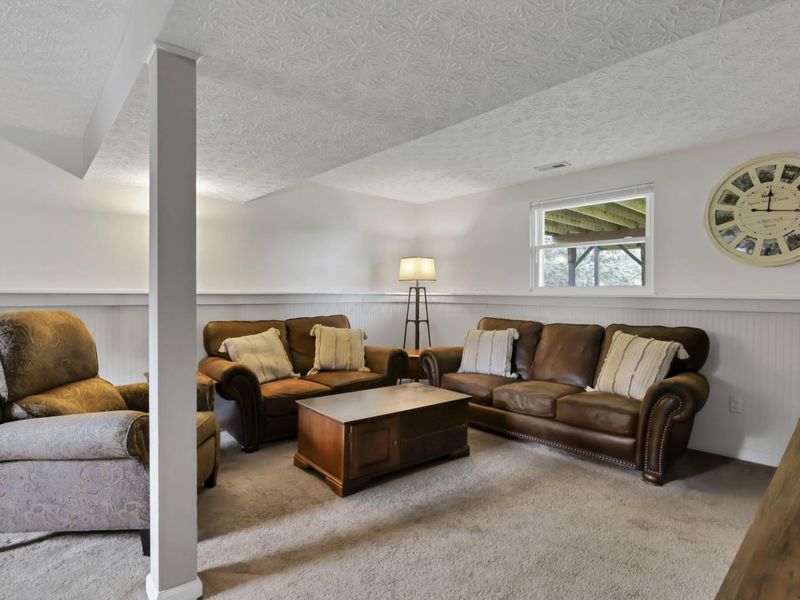 6991 Endsleigh Drive, Reynoldsburg, OH 43068 Photo 32